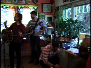 2012-04-30-16-03-33