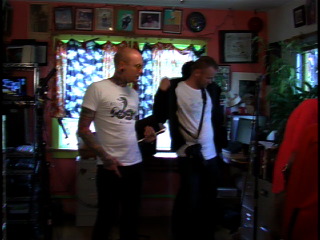2012-04-30-16-34-33