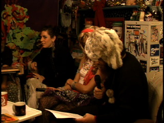 2011-11-25-17-32-44